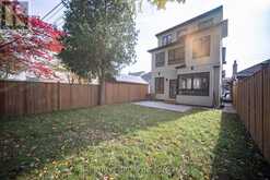 850 COSBURN AVENUE Toronto