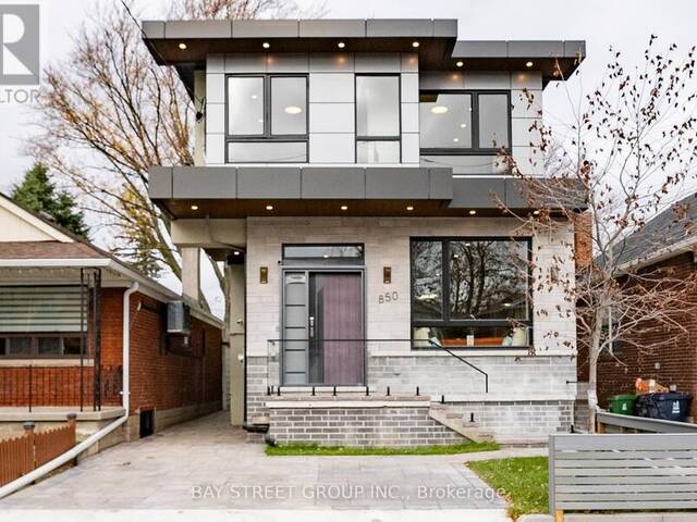 850 COSBURN AVENUE Toronto Ontario