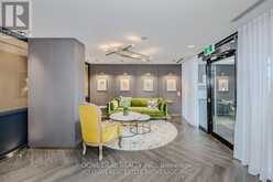 103 - 405 DUNDAS STREET W Oakville