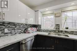 81 - 50 STRATHAVEN DRIVE Mississauga