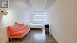 602 - 10 WILLISON SQUARE Toronto