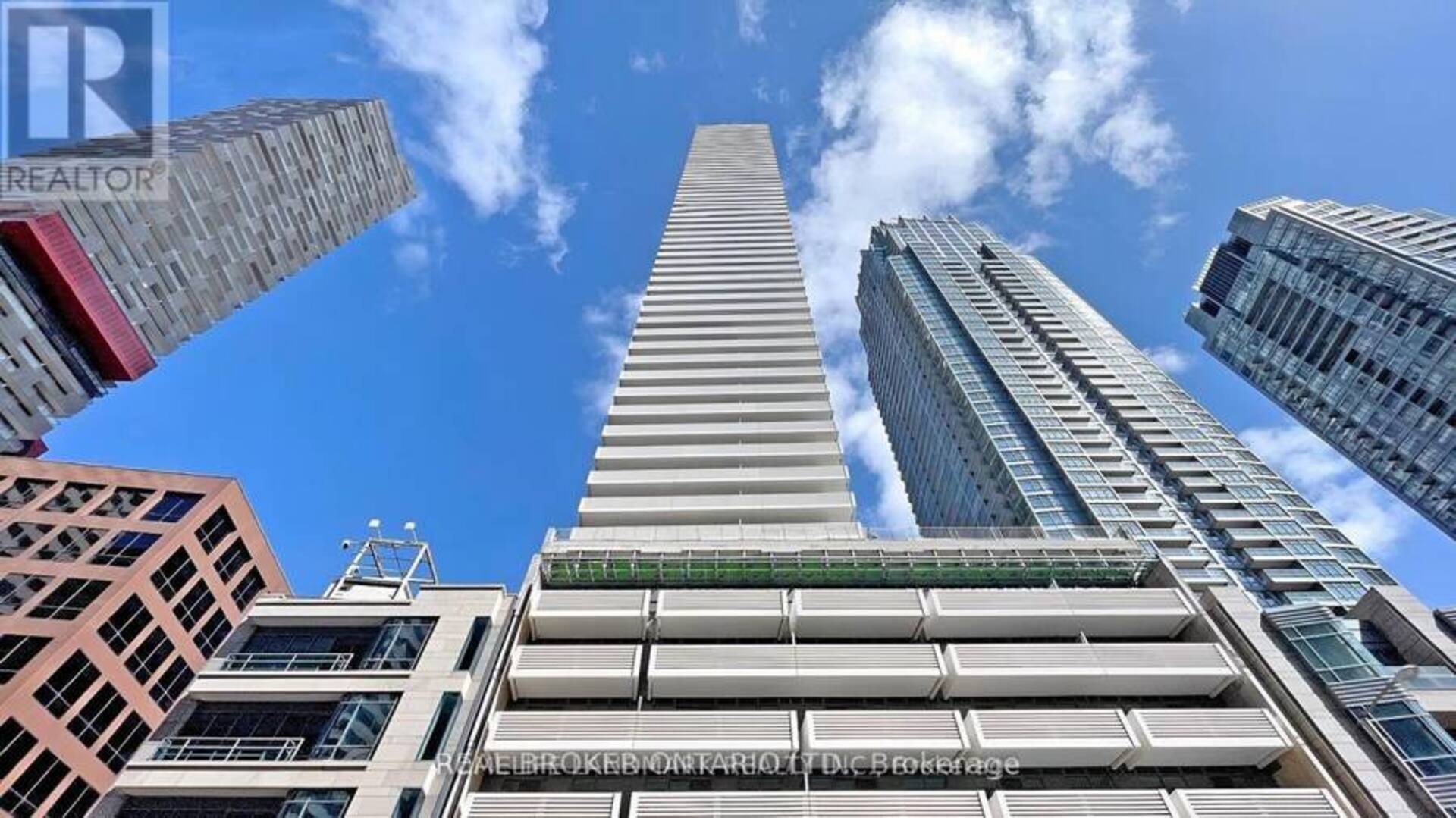 3705 - 2221 YONGE STREET Toronto