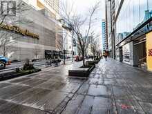 203 - 55 BLOOR STREET E Toronto