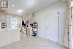 8 LANTERN COURT Toronto