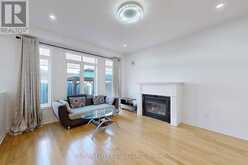 8 LANTERN COURT Toronto