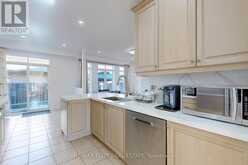 8 LANTERN COURT Toronto