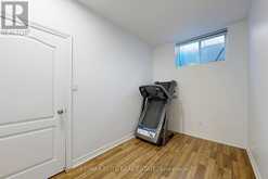 8 LANTERN COURT Toronto