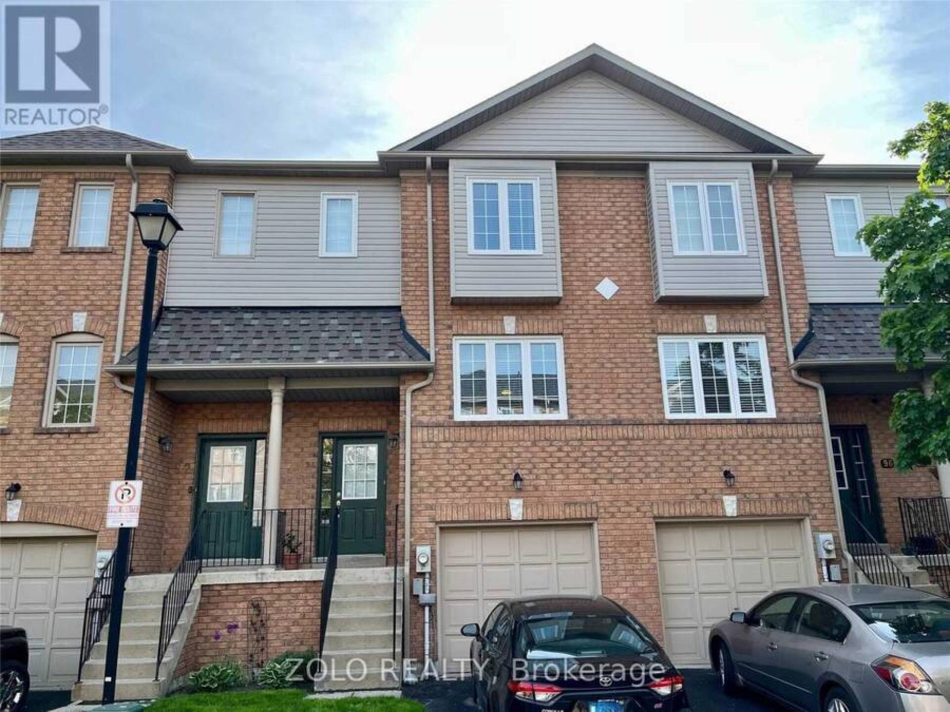 40 - 94 ASPEN PARK WAY Whitby