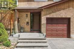 11 MICHAEL DRIVE Richmond Hill