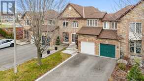 27 BLOOMGATE CRESCENT Richmond Hill