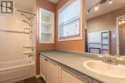 28 - 120 D'AMBROSIO DRIVE Barrie