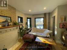 1 - 363 PARKSIDE DRIVE Toronto