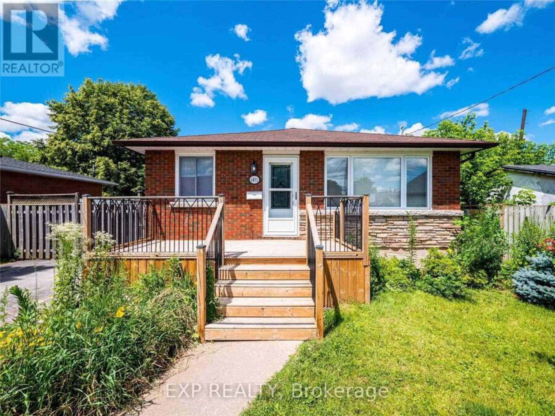 6851 WARDEN AVENUE Niagara Falls