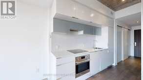 907 - 185 ROEHAMPTON AVENUE Toronto