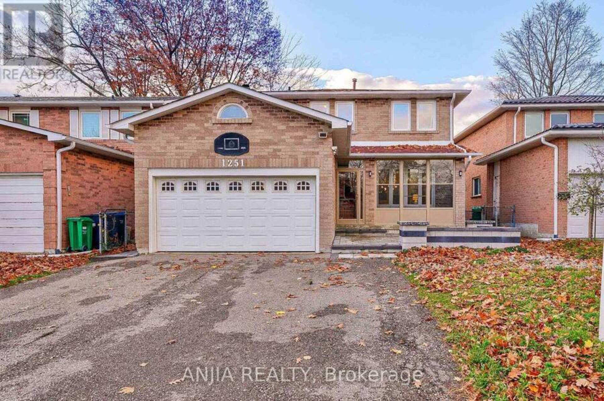 1251 SHAGBARK CRESCENT Mississauga