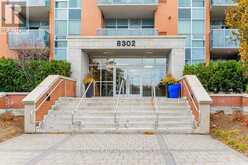 103 - 8302 ISLINGTON AVENUE Vaughan