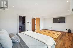 24 CAROUSEL COURT Toronto