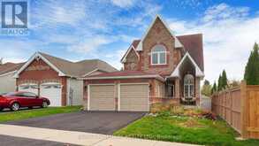 1035 BEATRICE STREET E Oshawa