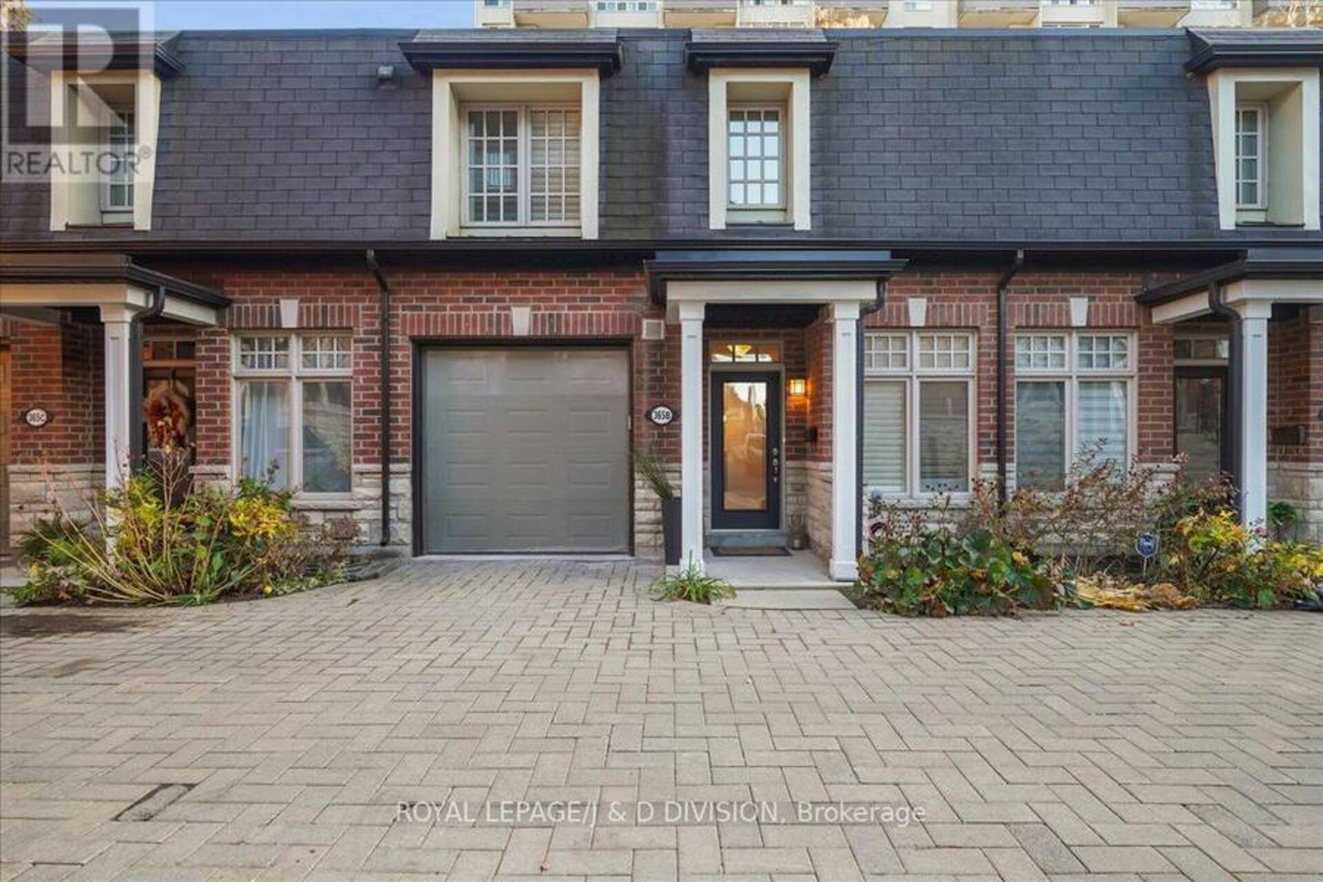 365B ROEHAMPTON AVENUE Toronto