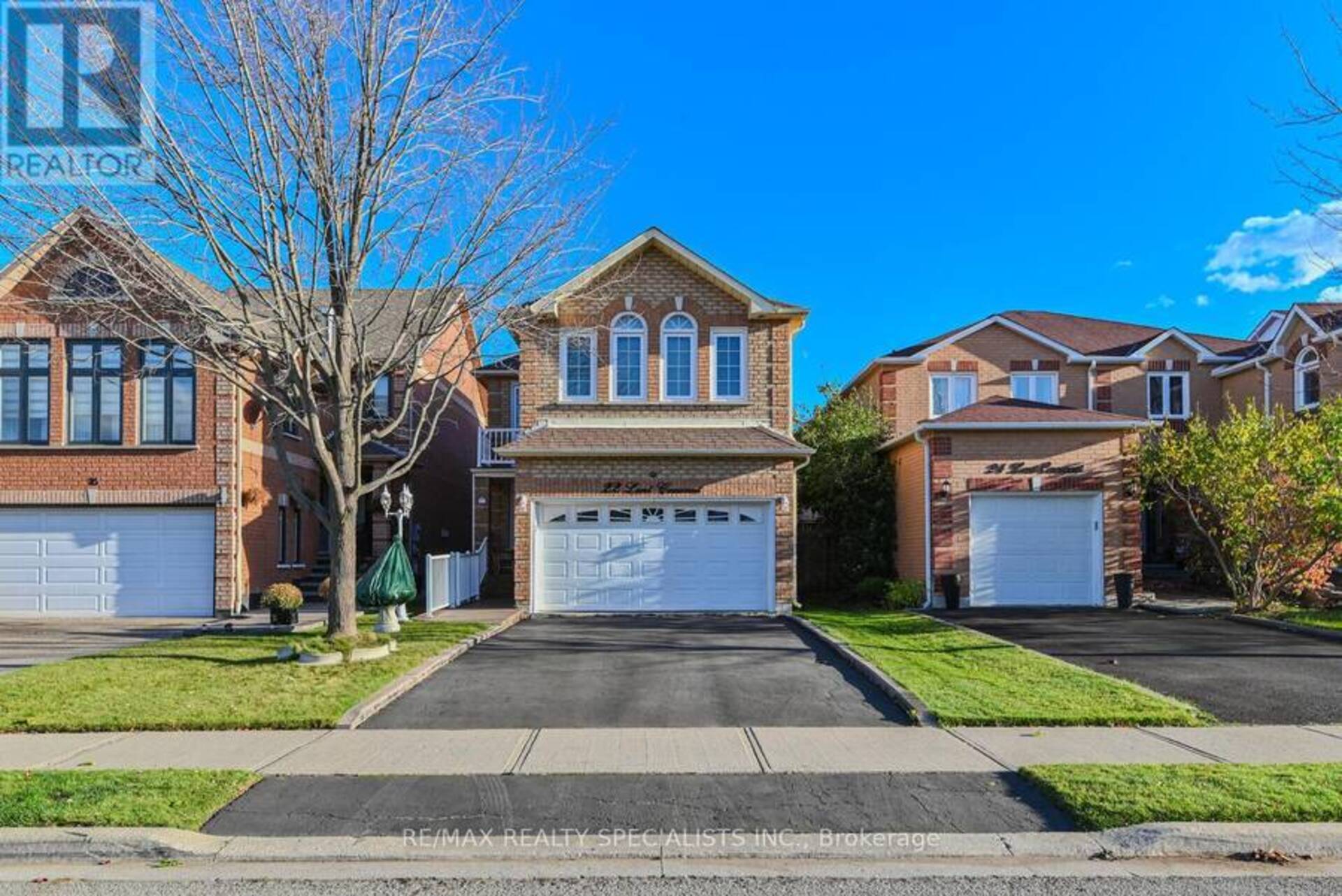 22 LENT CRESCENT Brampton