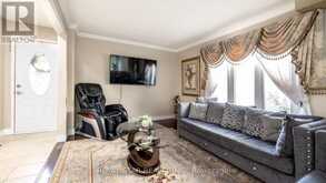 8 SUNSHADE PLACE Brampton