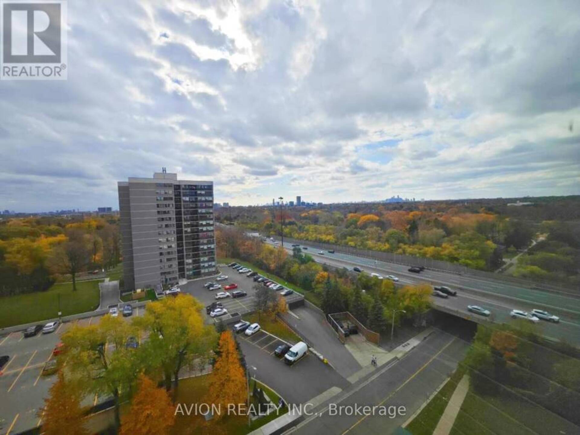 PH 107 - 18 VALLEY WOODS ROAD Toronto