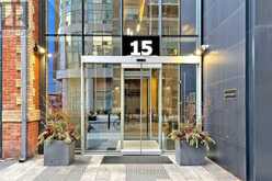 1711 - 15 GRENVILLE STREET Toronto