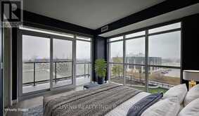 504 - 65 ONEIDA CRESCENT Richmond Hill