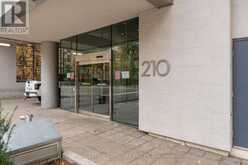 907 - 210 SIMCOE STREET Toronto