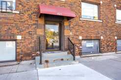 4 - 421 EGLINTON AVENUE W Toronto