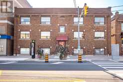 4 - 421 EGLINTON AVENUE W Toronto