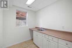 4 - 421 EGLINTON AVENUE W Toronto