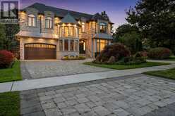 70 BANBURY ROAD Toronto