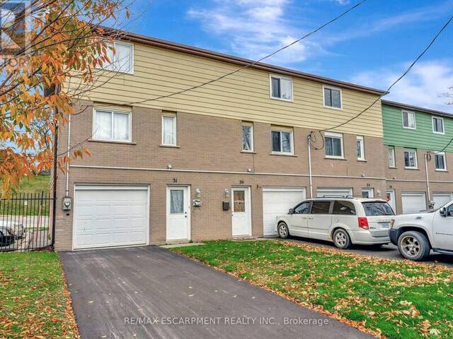 30 - 379 DARLING STREET Brantford Ontario