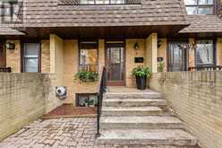 5 - 74 UPPER CANADA DRIVE Toronto