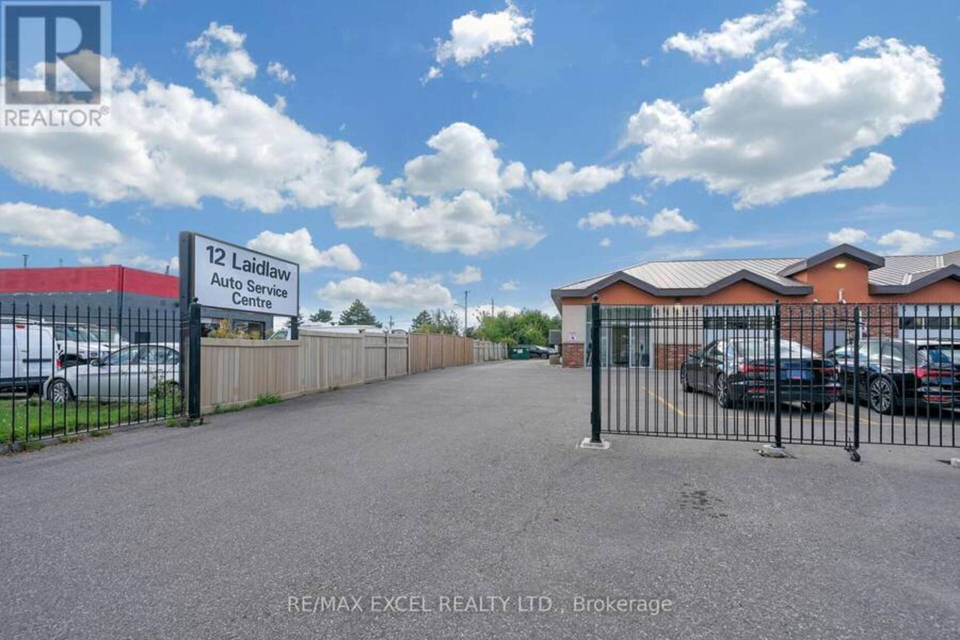 12 LAIDLAW BOULEVARD Markham