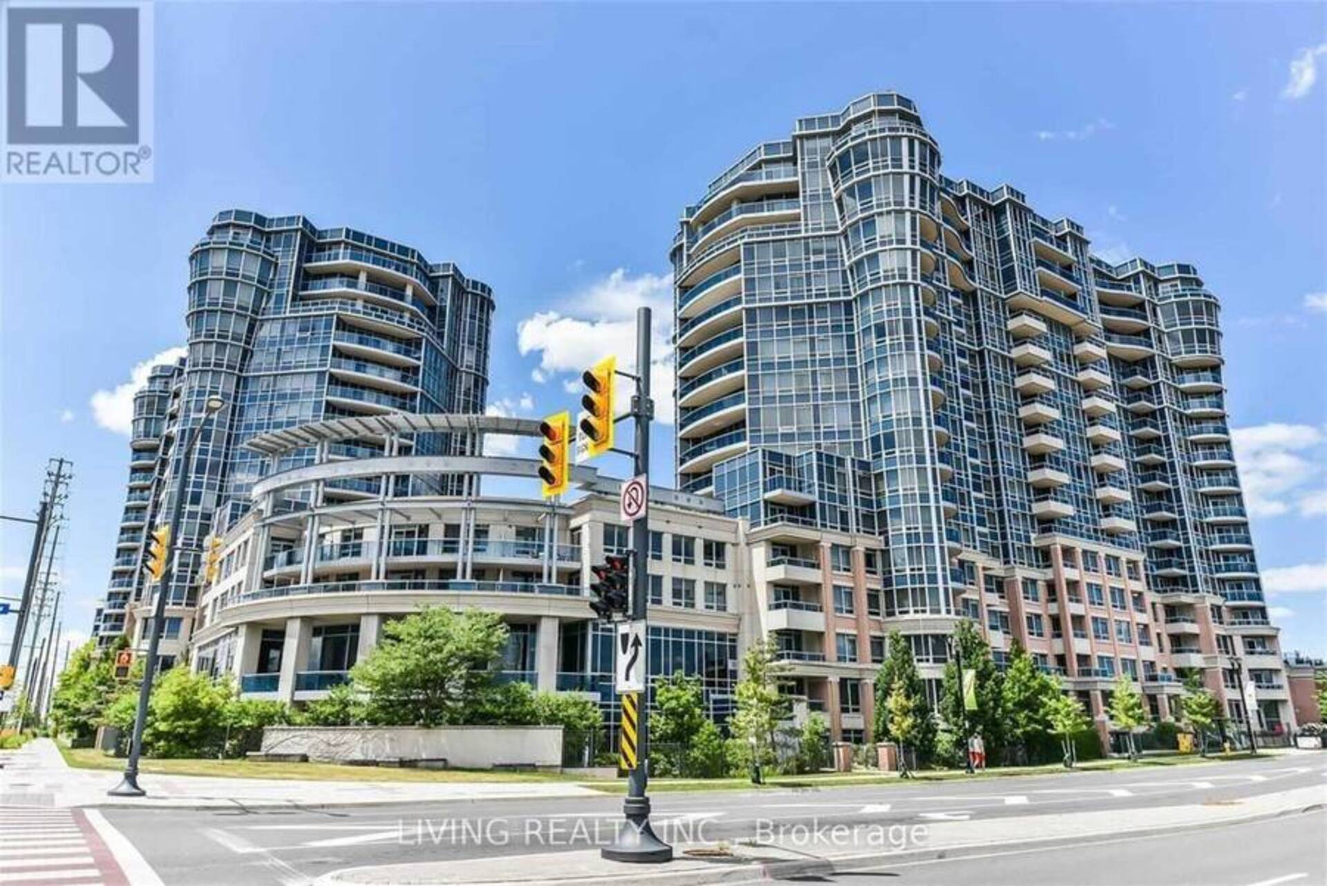 PH86 - 23 COX BOULEVARD Markham