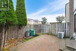 8 - 8 GUILDFORD CRESCENT Brampton