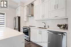 609 - 128 GROVEWOOD COMMON Oakville