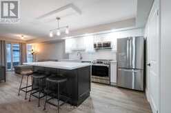 523 - 270 WELLINGTON STREET W Toronto