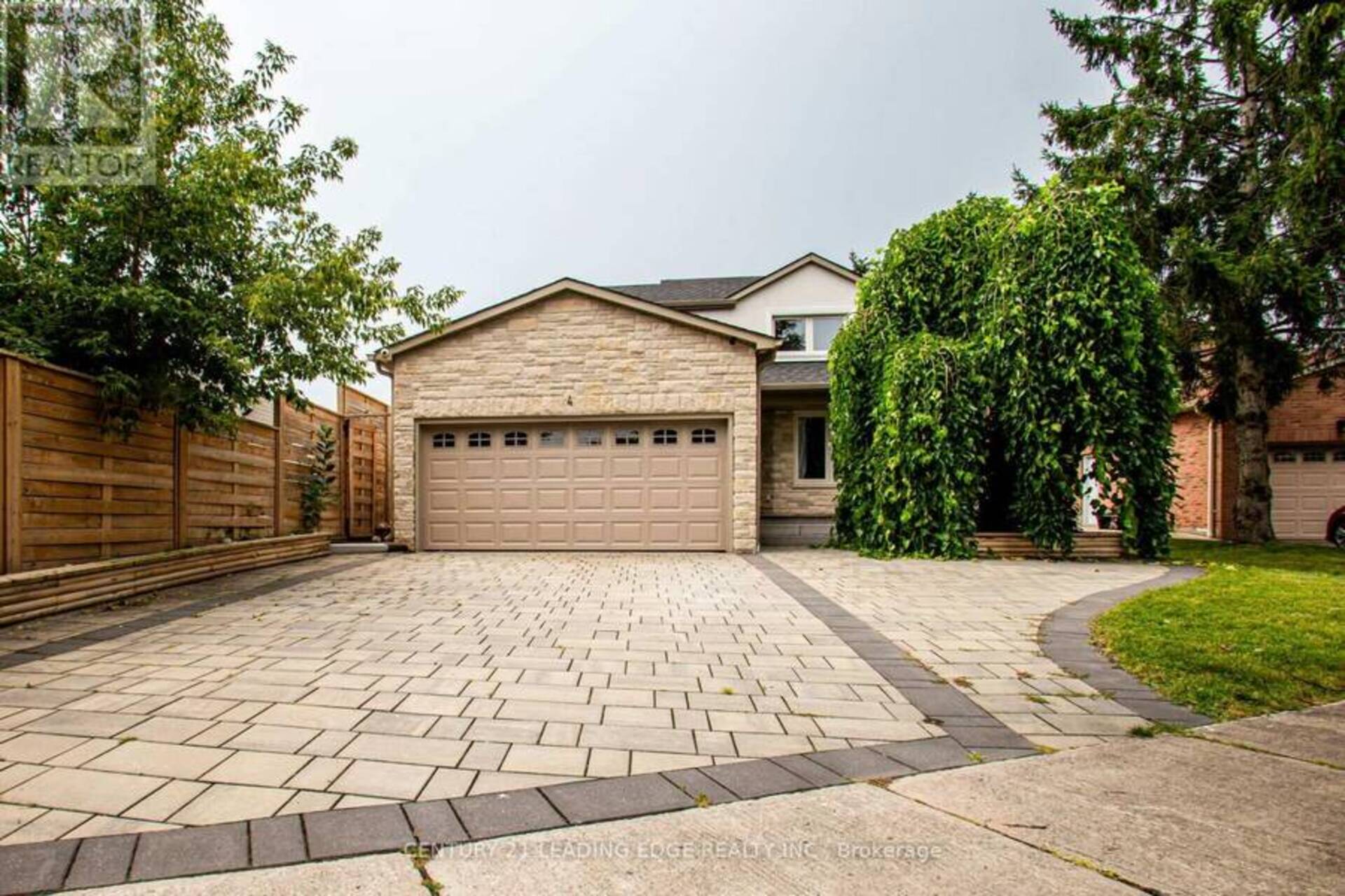 4 GILMOUR DRIVE Ajax