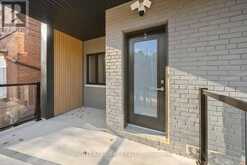 2 - 112 WALMER ROAD Toronto