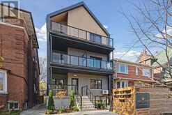 2 - 112 WALMER ROAD Toronto