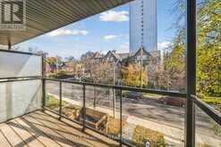 2 - 112 WALMER ROAD Toronto