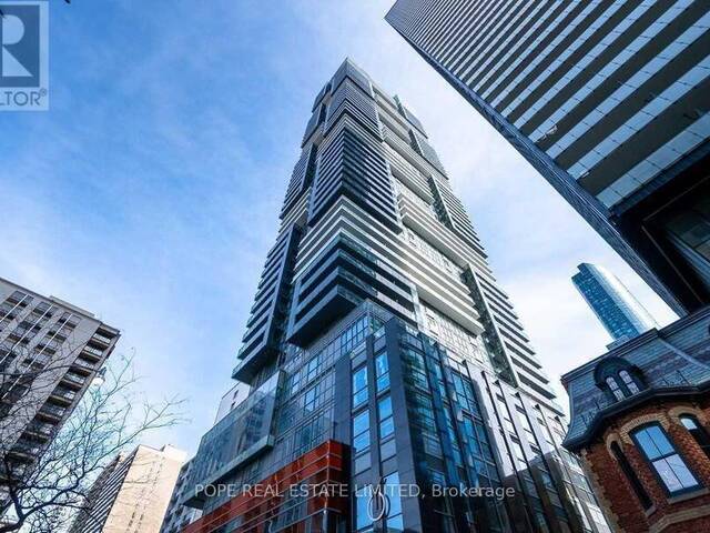 703 - 7 GRENVILLE STREET Toronto Ontario