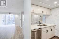 811 - 285 ENFIELD PLACE S Mississauga