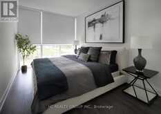 220 - 30 INN ON THE PARK DRIVE Toronto