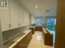 4 DOLOMITE DRIVE Brampton