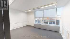 2/F - 627 BLOOR STREET W Toronto