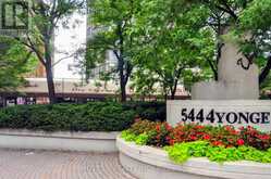 211 - 5444 YONGE STREET Toronto